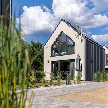 Zakatek Sasanki Villa Lubiatowo  Exteriör bild