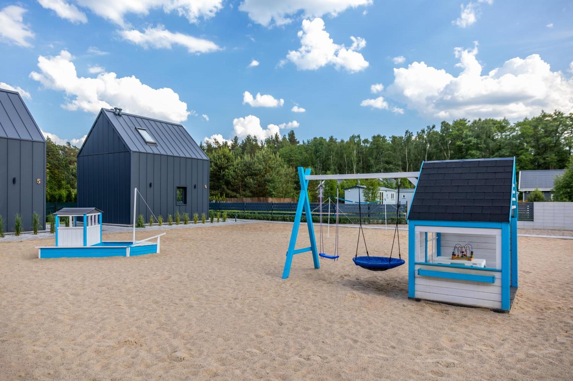 Zakatek Sasanki Villa Lubiatowo  Exteriör bild